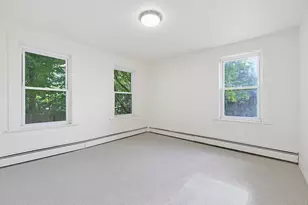 8 Mt Pleasant St, Webster, MA 01570 - Photo 19