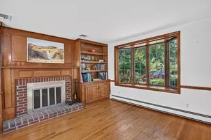 114 Maple St, Lexington, MA 02420 - Photo 3