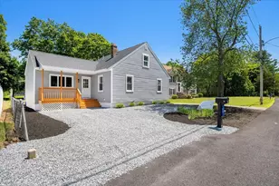 72 Woodlawn St, Taunton, MA 02720 - Photo 1