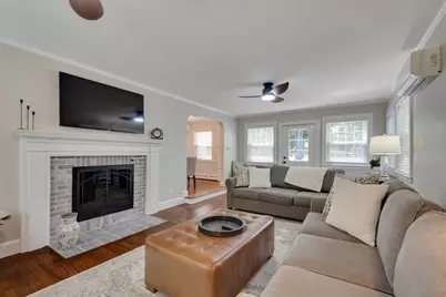 70 Berwick Pl, Norwood, MA 02062 - Photo 7
