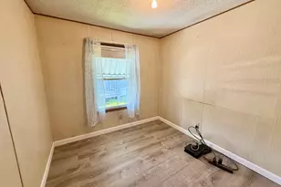 47 Washington St, Auburn, MA 01501 - Photo 11