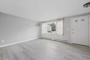 18 Cedar Square, Millis, MA 02054 - Photo 5
