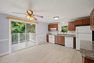 18 Cedar Square, Millis, MA 02054 - Photo 7