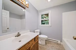 18 Cedar Square, Millis, MA 02054 - Photo 13