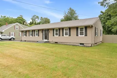 588 Newport Ave, Attleboro, MA 02703 - Photo 1