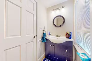 8 North St, Newton, MA 02459 - Photo 9