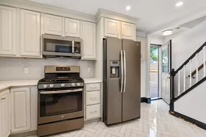 146-148 Warren Ave, Milton, MA 02186 - Photo 9
