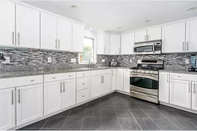 135 Baxter Ave, Yarmouth, MA 02673 - Photo 15