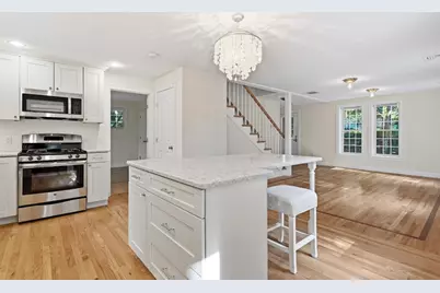 10 Mayflower Path, Wayland, MA 01778 - Photo 9