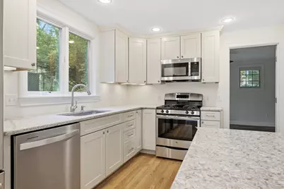 10 Mayflower Path, Wayland, MA 01778 - Photo 7