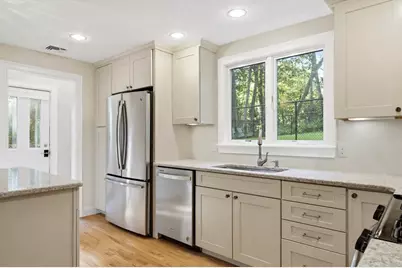 10 Mayflower Path, Wayland, MA 01778 - Photo 5