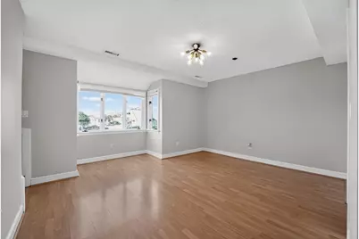 64 Wharf Street #J2, Salem, MA 01970 - Photo 9