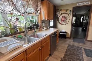 215 Winthrop St, Taunton, MA 02780 - Photo 5
