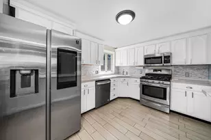 395 Massachusetts Ave, North Andover, MA 01845 - Photo 11