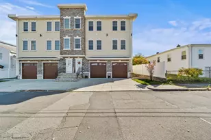 79 Temple St, Revere, MA 02151 - Photo 31