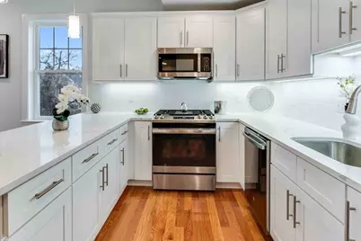 79 Temple St #2, Revere, MA 02151 - Photo 3
