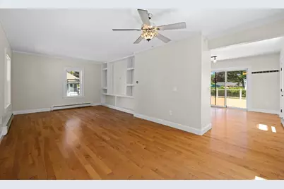 34 Ricard St, Seekonk, MA 02771 - Photo 5