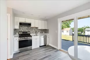 13-15 Bursley Rd, Weymouth, MA 02191 - Photo 7