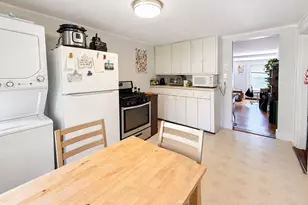 27 Cogswell Ave, Cambridge, MA 02140 - Photo 3