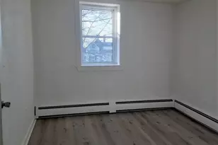 143 Groveland St, Haverhill, MA 01830 - Photo 5