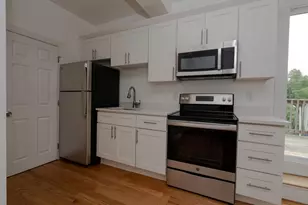 11 Park St, Haverhill, MA 01830 - Photo 3