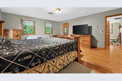 279 Sprague St, Dedham, MA 02026 - Photo 15