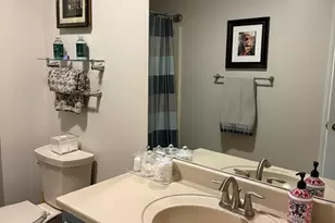 8 Mansion Woods Dr, Agawam, MA 01001 - Photo 21