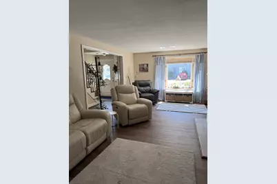 8 Mansion Woods Dr #D, Agawam, MA 01001 - Photo 9