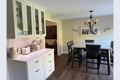 8 Mansion Woods Dr #D, Agawam, MA 01001 - Photo 5