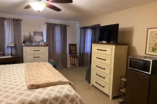 8 Mansion Woods Dr, Agawam, MA 01001 - Photo 25