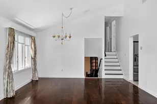 18 Roosevelt Rd, Medford, MA 02155 - Photo 35