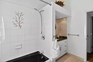 18 Roosevelt Rd, Medford, MA 02155 - Photo 23