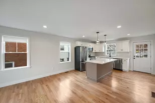 32 Union St, Lowell, MA 01852 - Photo 15