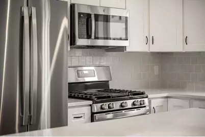 32 Union St #32, Lowell, MA 01852 - Photo 5