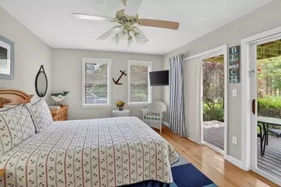 9 Thaxter Ln, Edgartown, MA 02539 - Photo 33