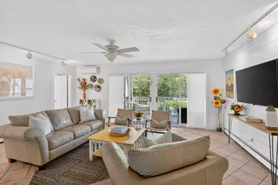9 Thaxter Ln, Edgartown, MA 02539 - Photo 31