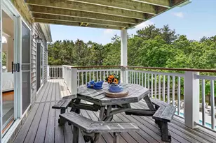 9 Thaxter Ln, Edgartown, MA 02539 - Photo 19