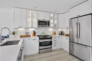 9 Thaxter Ln, Edgartown, MA 02539 - Photo 17