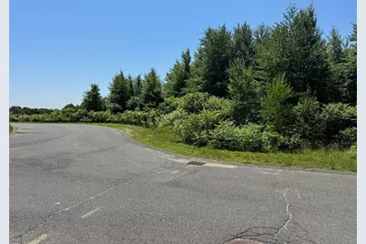 225-72 Spring Hill, Belchertown, MA 01007 - Photo 3
