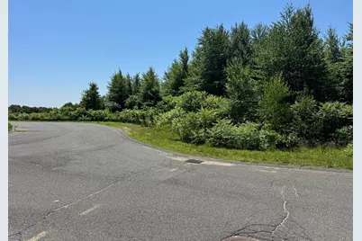 225-72 Spring Hill, Belchertown, MA 01007 - Photo 3