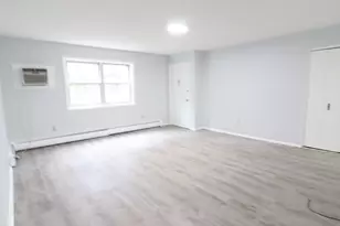 127 Litchfield Pines Dr, Leominster, MA 01453 - Photo 3