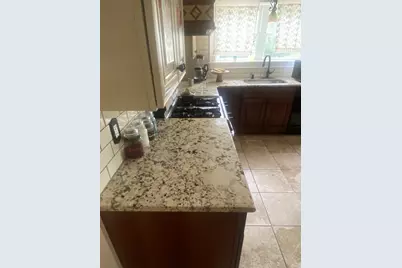 81 Clark St, Dracut, MA 01826 - Photo 3