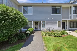 371 Nassau Dr, Springfield, MA 01129 - Photo 3