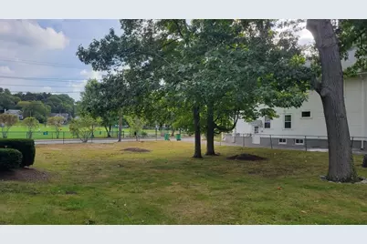 73 Elm Road #8, Newton, MA 02460 - Photo 11