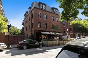57 Gray St, Boston, MA 02116 - Photo 31