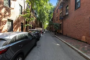 57 Gray St, Boston, MA 02116 - Photo 5