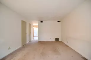 1157 Dickinson St, Springfield, MA 01108 - Photo 7