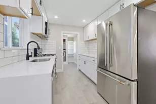17 Langley St, Fall River, MA 02720 - Photo 9