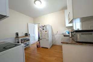 836 Fellsway, Medford, MA 02155 - Photo 13