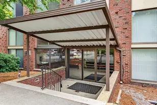993 Massachusettes, Arlington, MA 02474 - Photo 31
